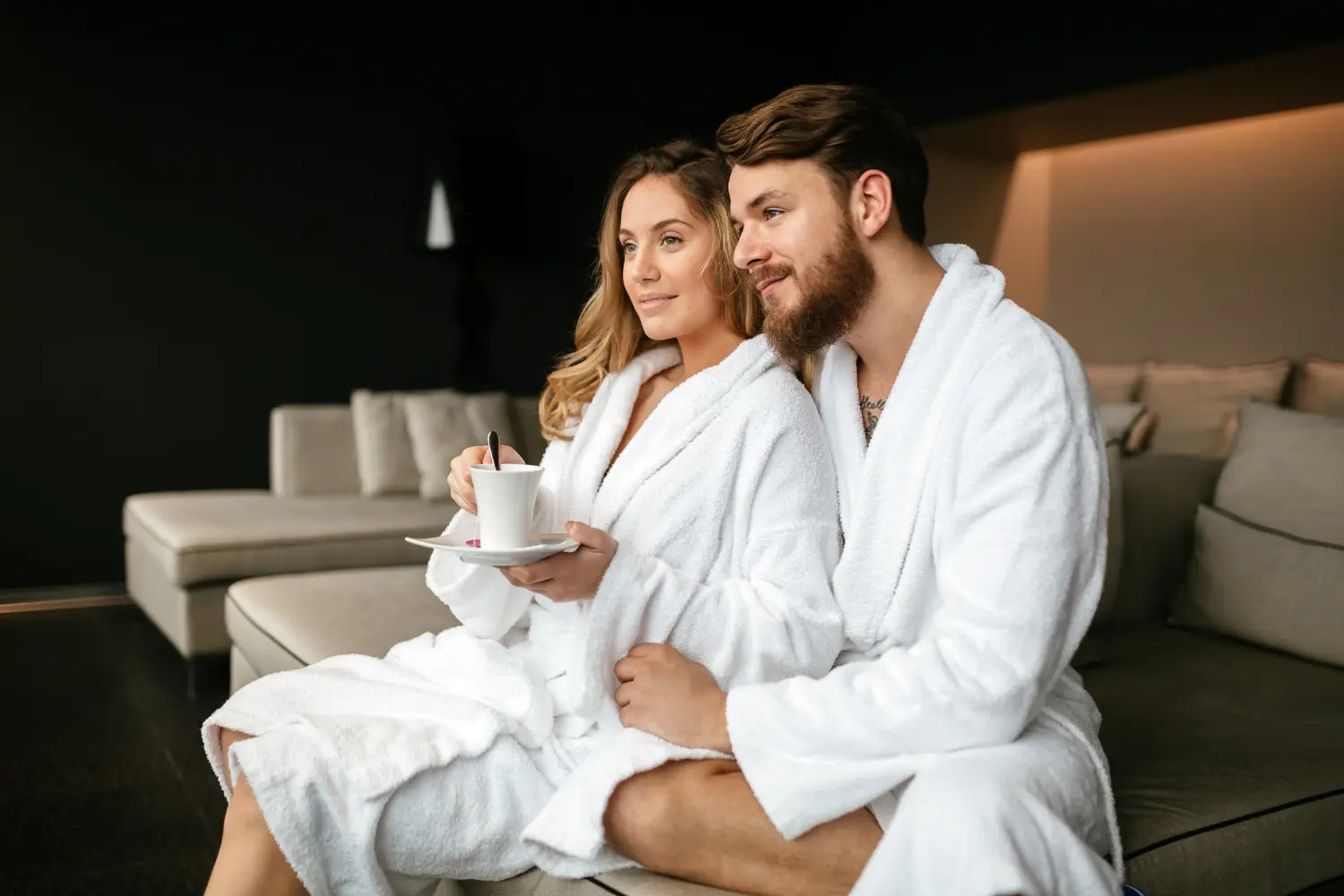 Ein wellness Tag zu hause ist ein wunderbares Date für Paare, die länger zusammen sind